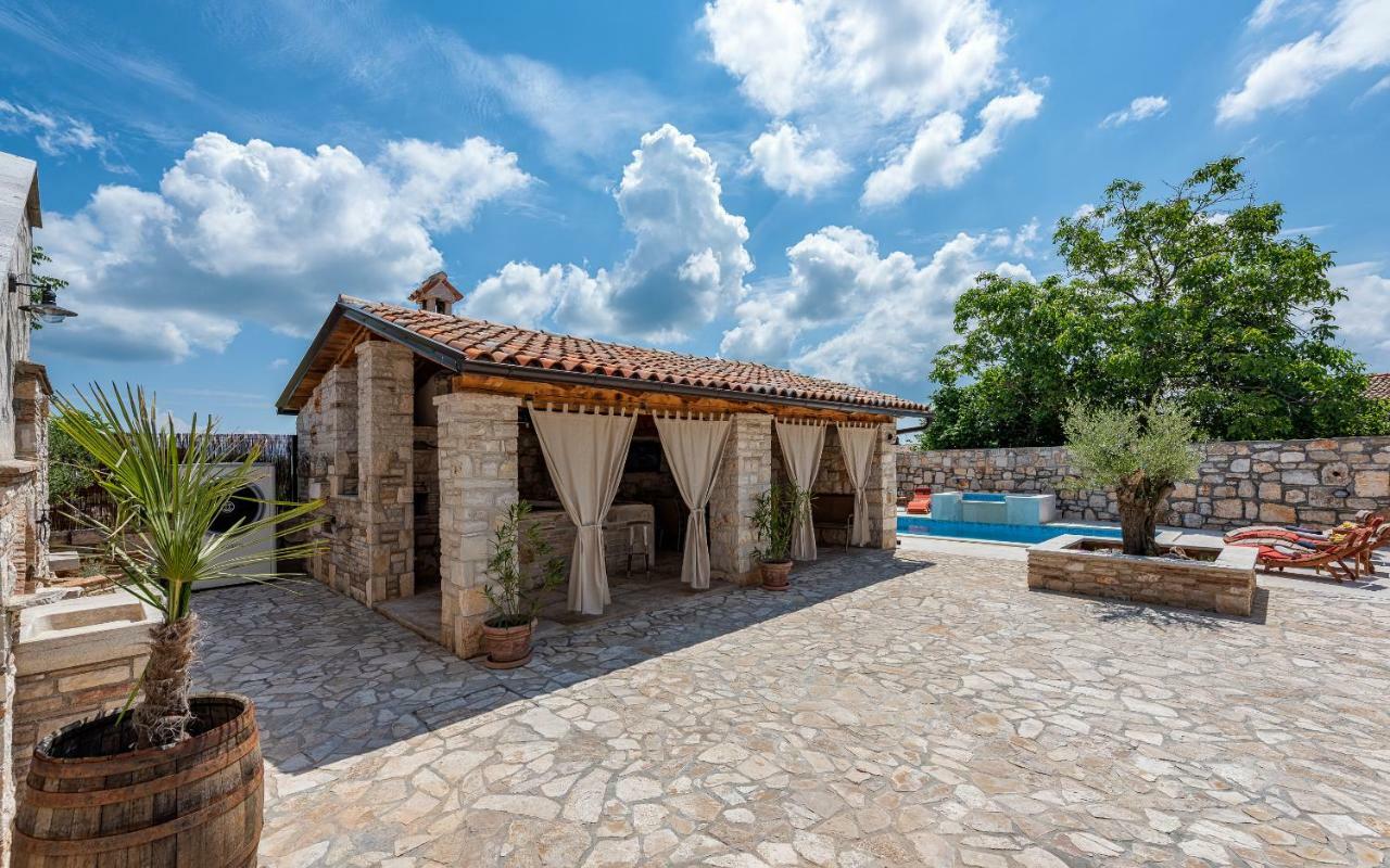 Villa Casa Di Roccia Marčana Esterno foto