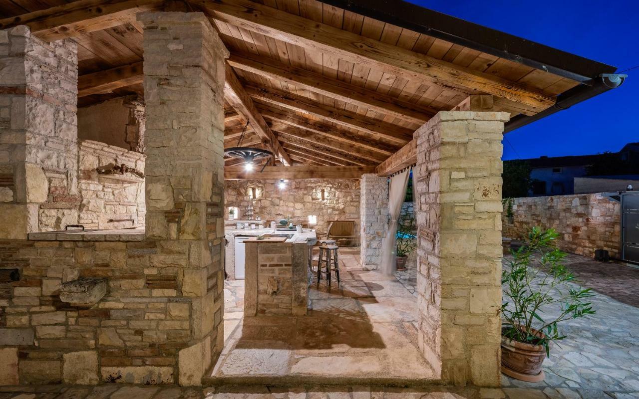Villa Casa Di Roccia Marčana Esterno foto