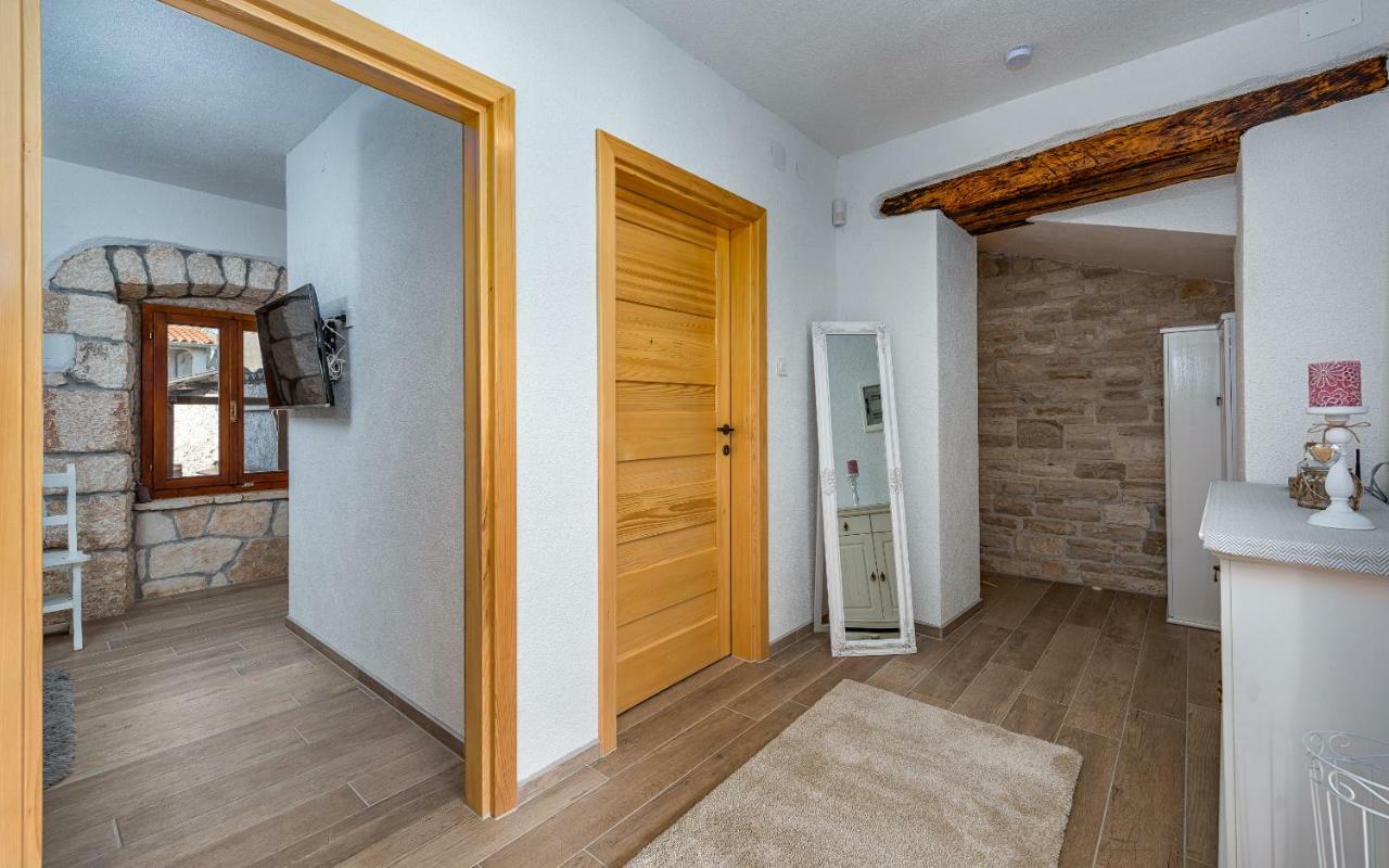 Villa Casa Di Roccia Marčana Esterno foto